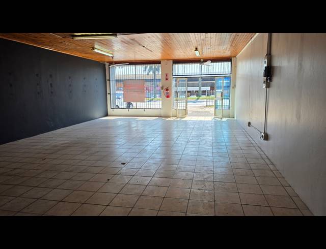 112M² RETAIL TO LET IN KULEKA